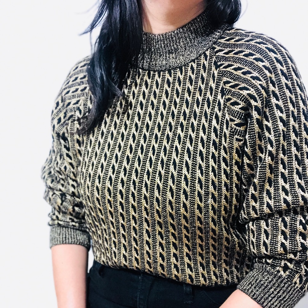 Vintage Cable Knit Gold and black Sweater - Picture 5 of 9